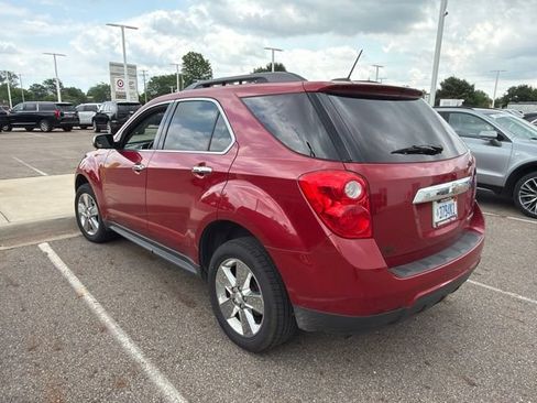 Used 2015 Chevrolet Equinox LT FWD image 2