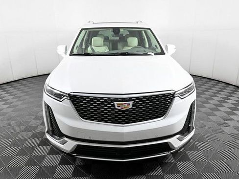 New 2025 Cadillac XT6 Premium Luxury w/ Technology Package image 2