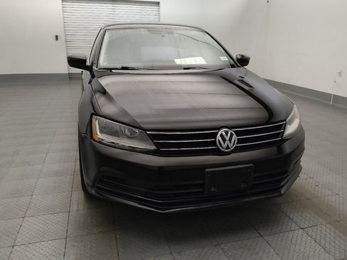 Used 2017 Volkswagen Jetta S w/ Jetta S Cold Weather Package FWD image 14