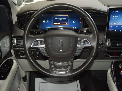 Used 2024 Lincoln Navigator Black Label AWD/4WD image 36