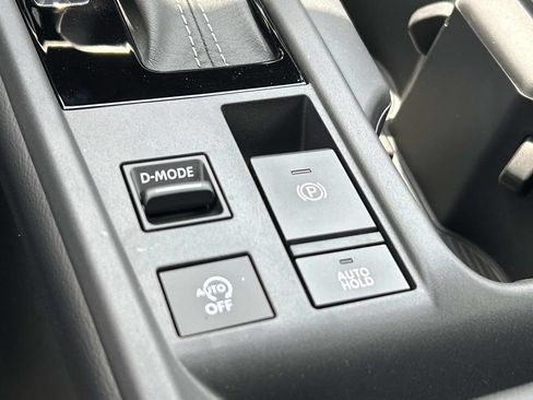 New 2026 Nissan Sentra SV w/ SV Convenience Package FWD image 30