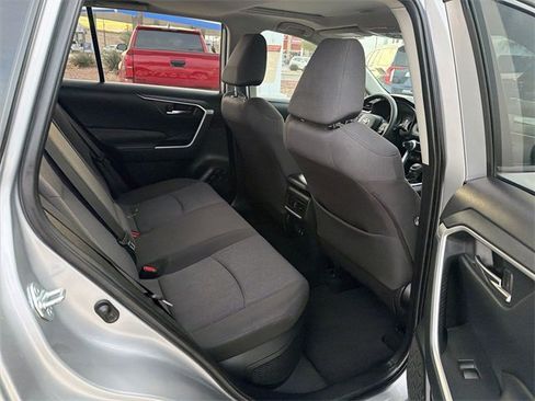 Certified 2019 Toyota RAV4 XLE image 30