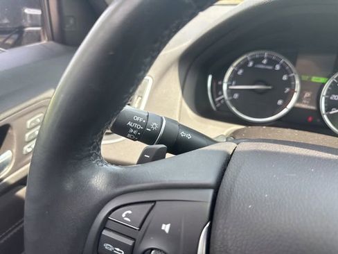 Used 2015 Acura TLX w/ Technology Package FWD image 22