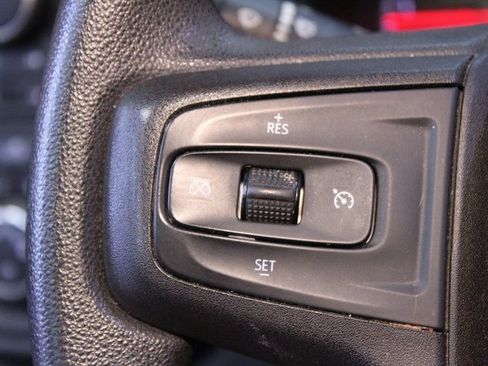 Used 2020 Chevrolet Silverado 1500 Custom Trail Boss image 21