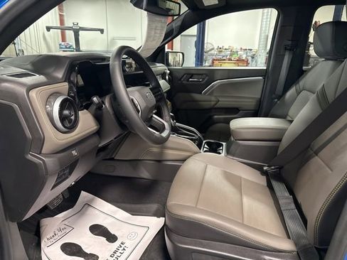 Used 2024 Chevrolet Colorado ZR2 w/ ZR2 Convenience Package III AWD/4WD image 29