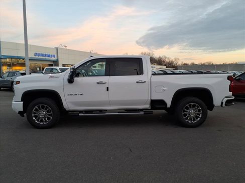 New 2026 Chevrolet Silverado 2500 LTZ w/ Z71 Chrome Sport Edition image 6