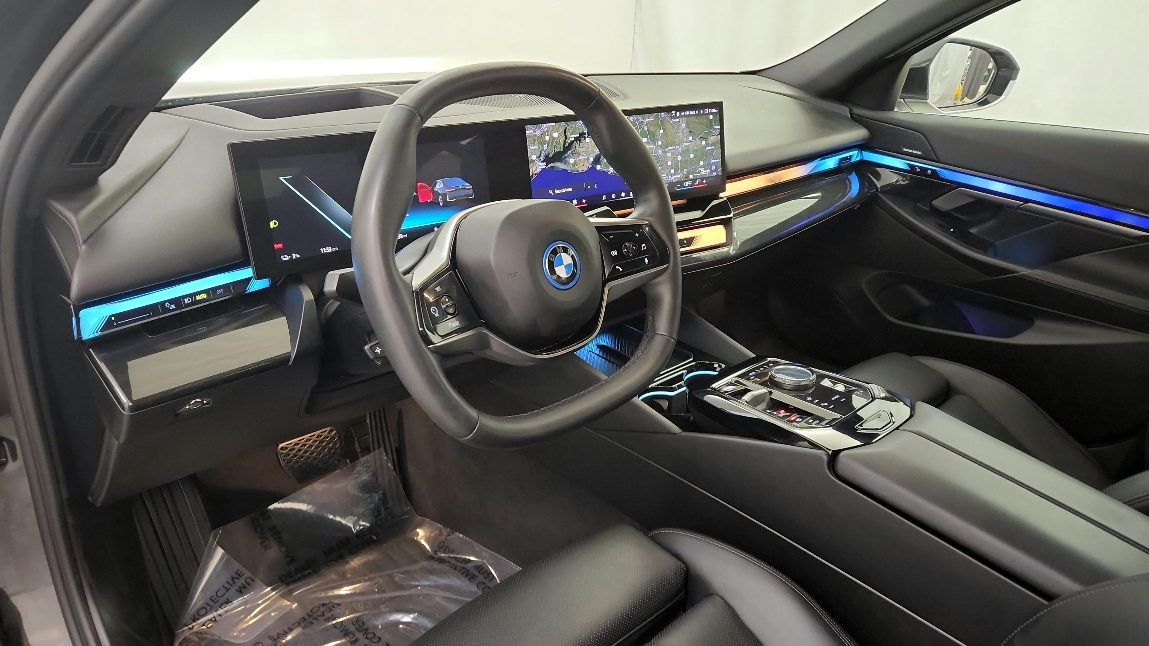 Used 2024 BMW i5 eDrive40i RWD image 16