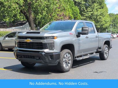 Used 2024 Chevrolet Silverado 2500 Custom w/ Custom Value Package