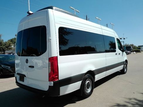 Used 2026 Mercedes-Benz Sprinter 2500 image 10