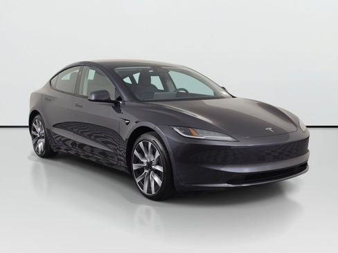 Used 2025 Tesla Model 3 Long Range RWD image 8