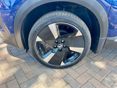 Used 2025 Nissan Kicks SR w/ SR Premium Package FWD image 10
