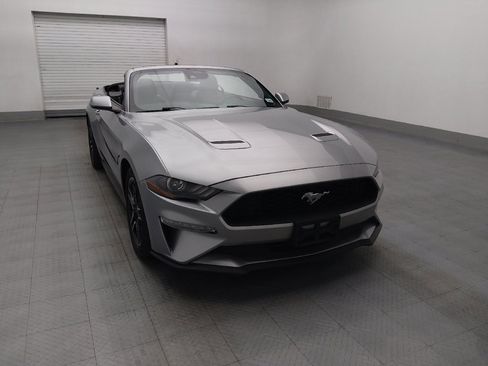 Used 2022 Ford Mustang Premium RWD image 14