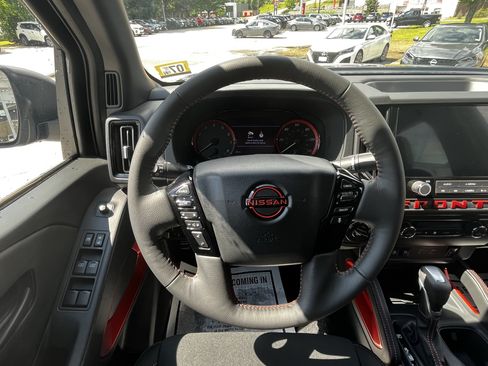 New 2026 Nissan Frontier PRO-4X w/ Tow Package AWD/4WD image 18