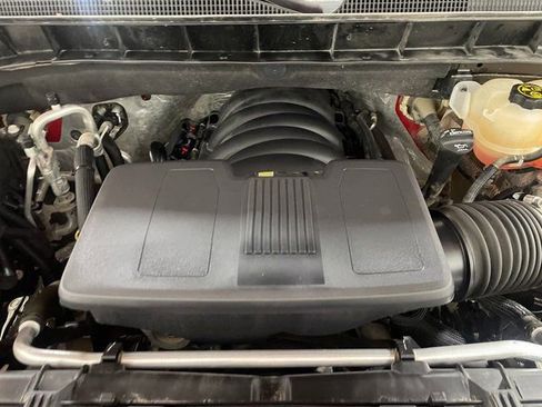 Used 2022 Chevrolet Silverado 1500 LT Trail Boss w/ Convenience Package II image 24