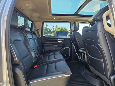 Used 2020 RAM 1500 Laramie AWD/4WD image 12