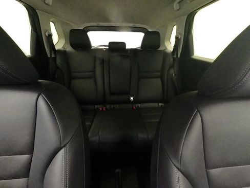 Used 2024 Nissan Rogue SL AWD/4WD image 32