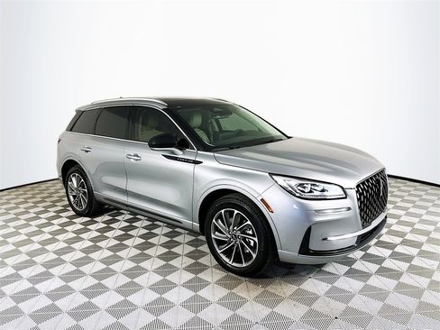 Used 2024 Lincoln Corsair Grand Touring image 1