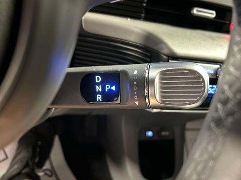 Used 2024 Hyundai Ioniq 5 SEL AWD/4WD image 18