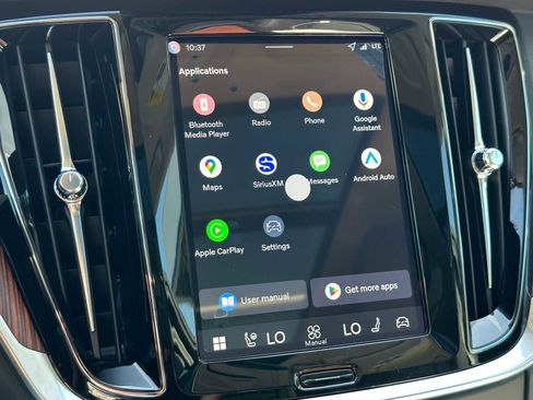 New 2026 Volvo V60 B5 Cross Country Plus w/ Climate Package image 29