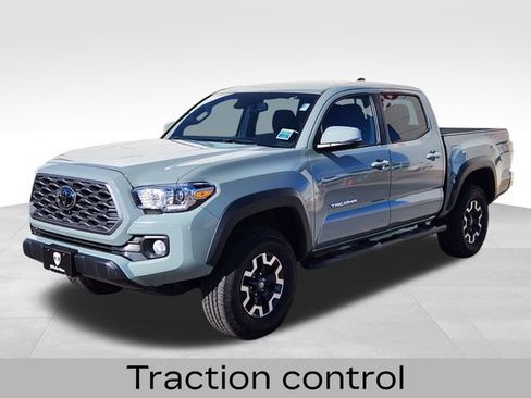 Used 2022 Toyota Tacoma TRD Off-Road image 5