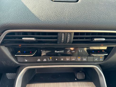 Certified 2024 MAZDA CX-90 Plug-In Hybrid w/ Premium Pkg image 27