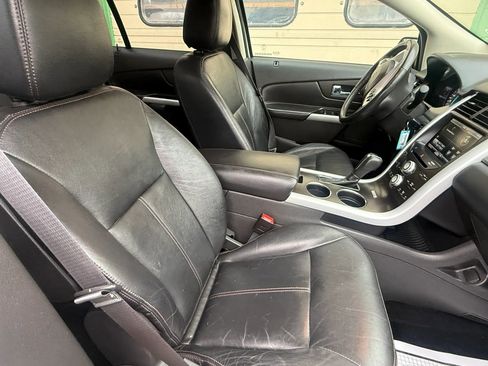 Used 2014 Ford Edge SEL w/ Equipment Group 205A AWD/4WD image 3