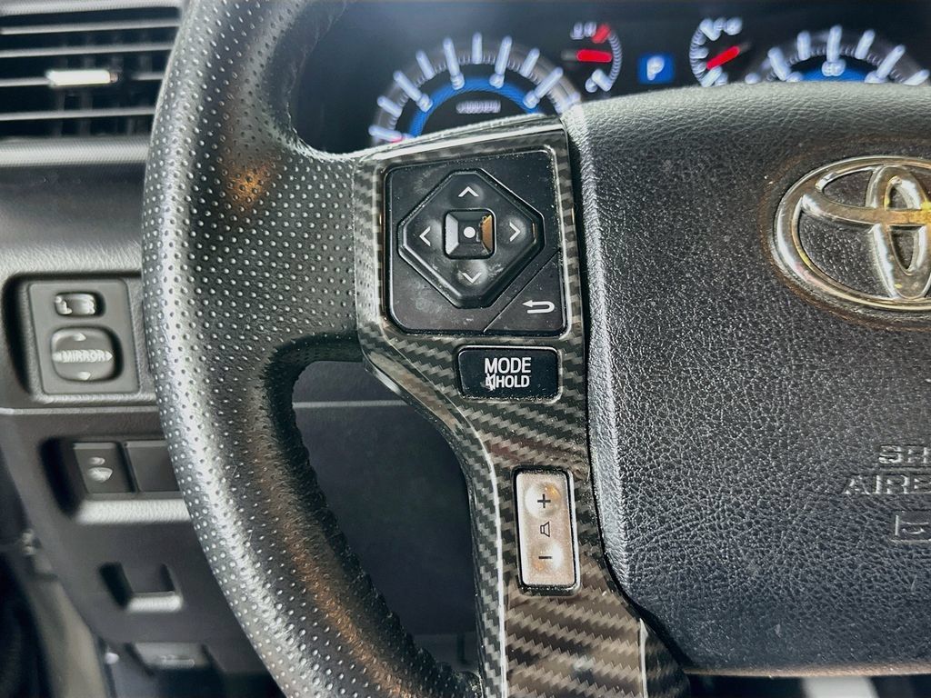 Used 2019 Toyota 4Runner SR5 Premium AWD/4WD image 25