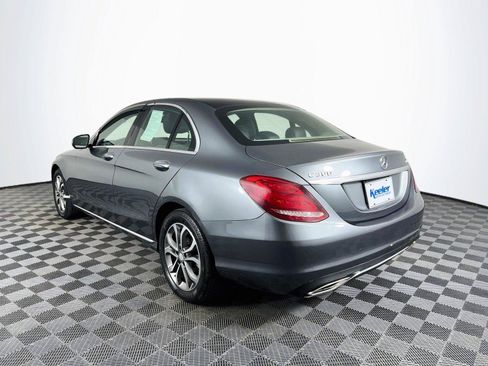 Used 2017 Mercedes-Benz C 300 4MATIC Sedan image 4