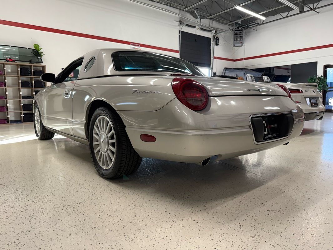 Used 2004 Ford Thunderbird RWD image 39
