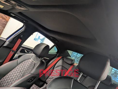 Used 2022 Genesis G70 3.3T RWD image 30