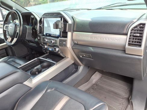 Used 2022 Ford F250 Platinum AWD/4WD image 10