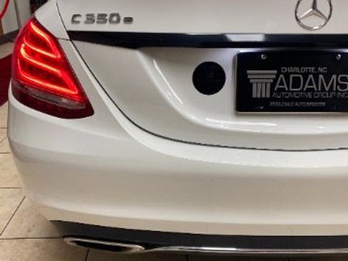 Used 2018 Mercedes-Benz C 350e Sedan w/ Premium Package image 11