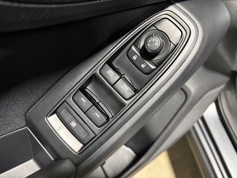 Used 2023 Subaru Crosstrek 2.0i image 23