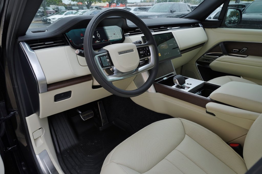 New 2026 Land Rover Range Rover SE AWD/4WD image 12