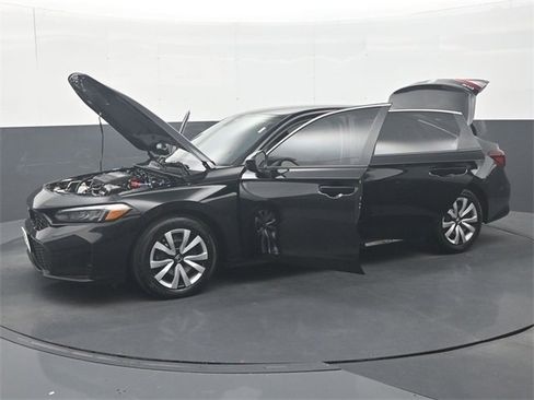 Certified 2026 Honda Civic LX image 38