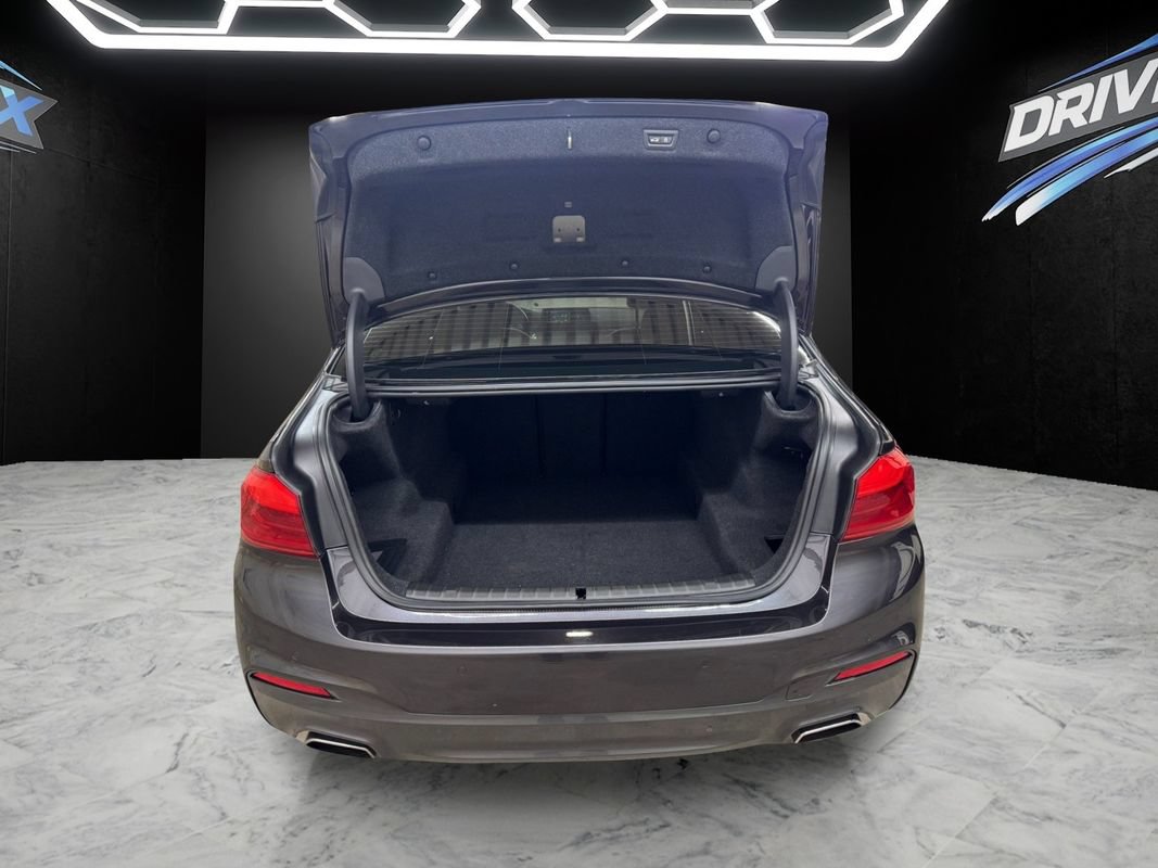 Used 2019 BMW 540i xDrive w/ M Sport Package AWD/4WD image 11