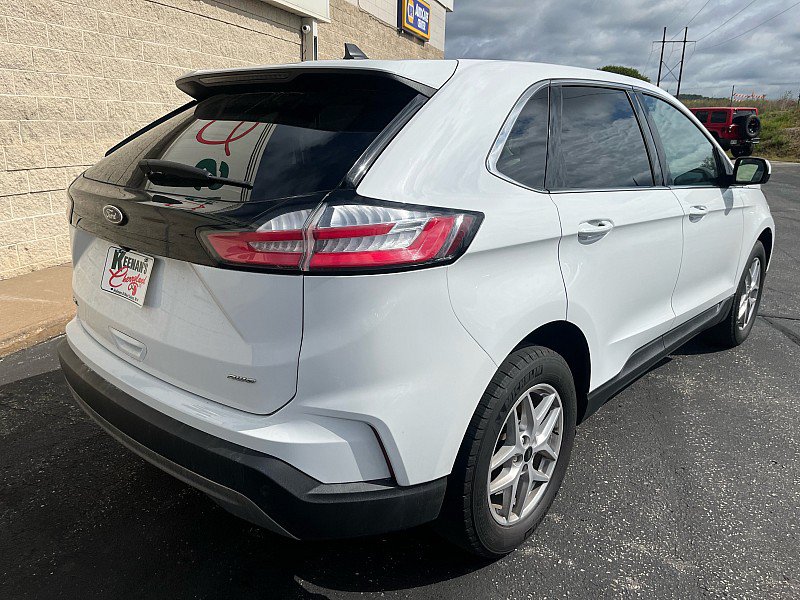Used 2024 Ford Edge SEL AWD/4WD image 8