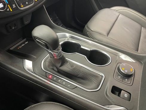 Certified 2023 Chevrolet Traverse LT w/ Midnight/Sport Edition image 7