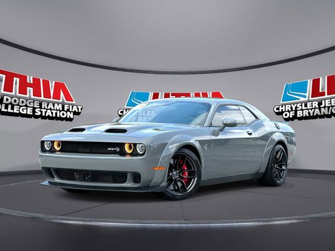 Used 2023 Dodge Challenger SRT Hellcat RWD image 1