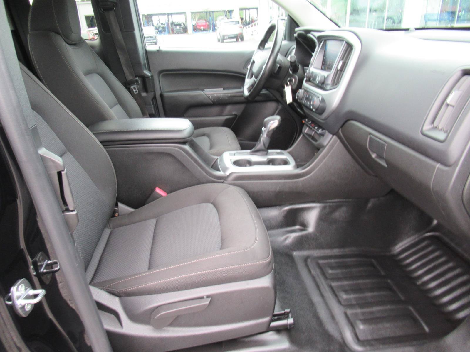 Used 2022 Chevrolet Colorado LT w/ Fleet Safety Package RWD image 12