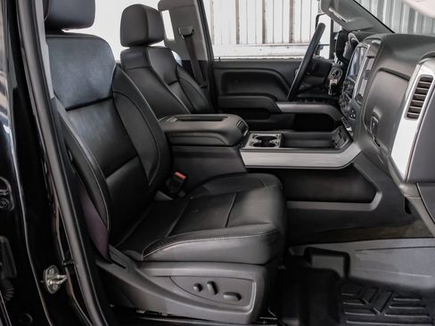 Used 2016 Chevrolet Silverado 2500 LTZ w/ Duramax Plus Package AWD/4WD image 31