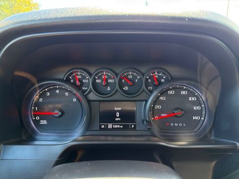 Used 2020 Chevrolet Silverado 1500 Custom Trail Boss w/ Custom Convenience Package AWD/4WD image 16