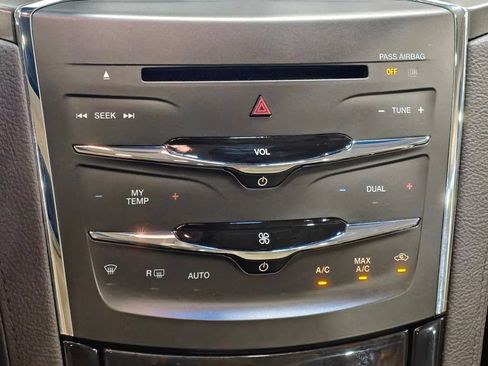 Used 2016 Lincoln MKS AWD w/ Equipment Group 101A image 10