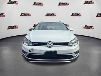 Used 2018 Volkswagen Golf Alltrack SE video 2