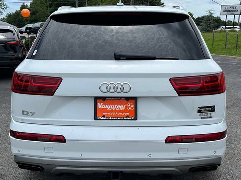 Used 2017 Audi Q7 3.0T Premium Plus w/ Premium Plus Package AWD/4WD image 8