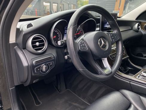 Used 2017 Mercedes-Benz C 300 Sedan image 2