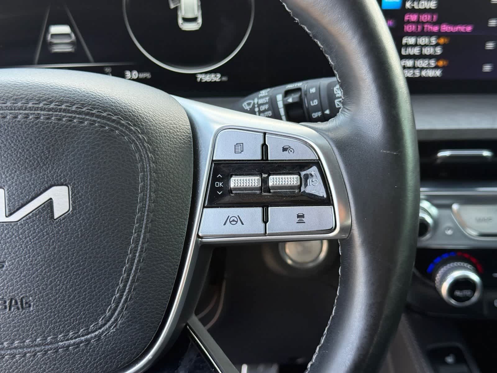 Used 2023 Kia Telluride SX Prestige X-Pro AWD/4WD image 19