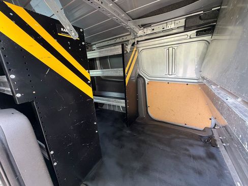 Used 2022 Ford Transit Connect XL FWD image 21