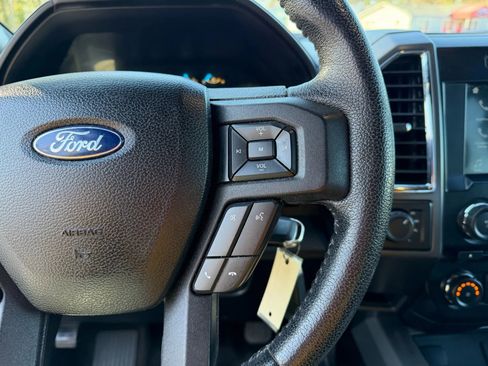 Used 2016 Ford F150 XLT w/ Equipment Group 302A Luxury image 18