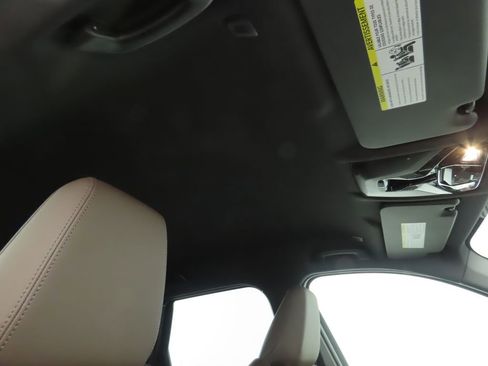 Used 2024 BMW X1 xDrive28i w/ Convenience Package image 18